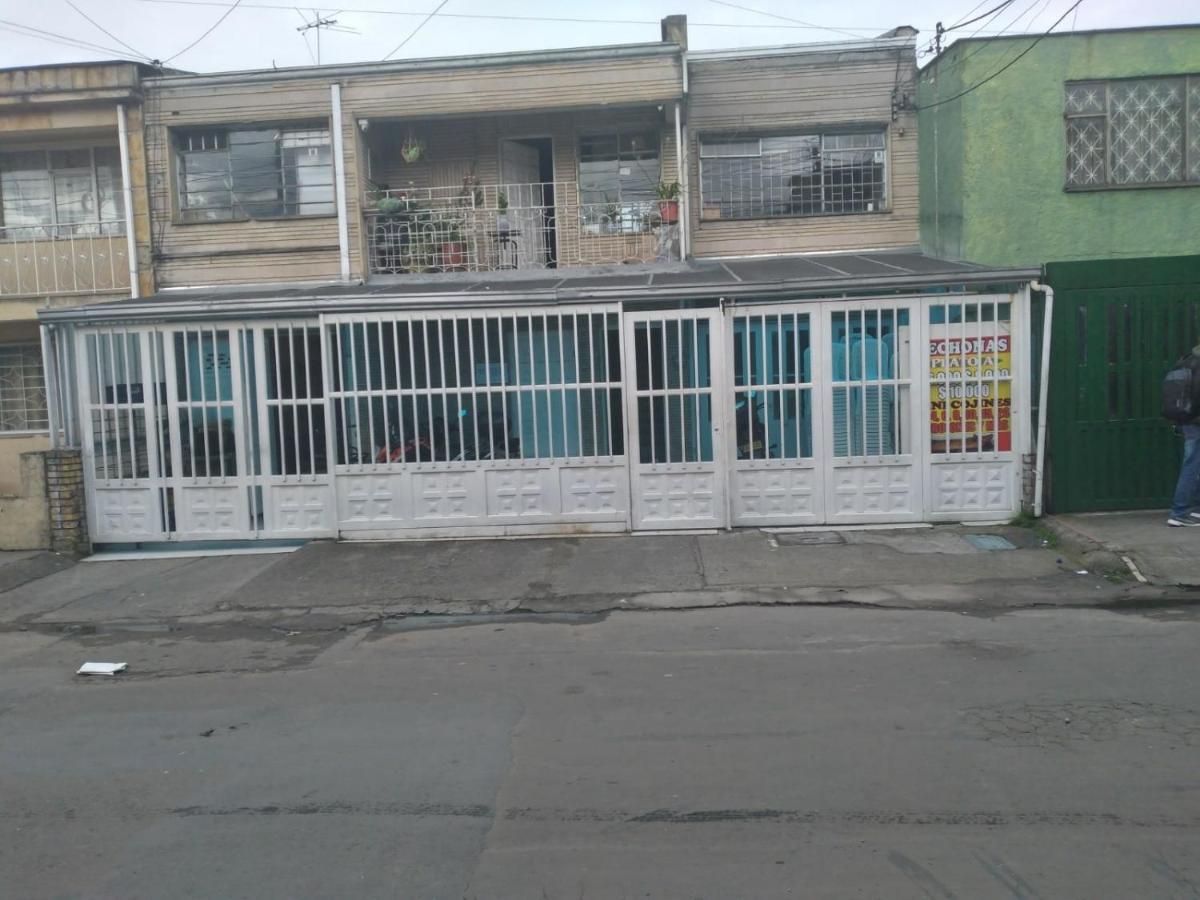 Habitacion Con Bano Privado Cerca Al Aeropuerto Μπογκοτά Εξωτερικό φωτογραφία